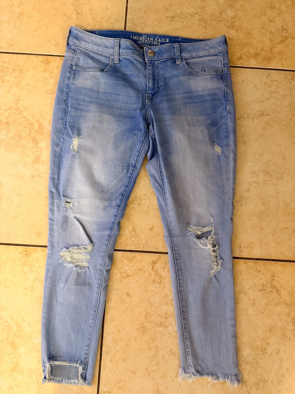 American Eagle Outfitters Light Blue Distressed Women's Jeans